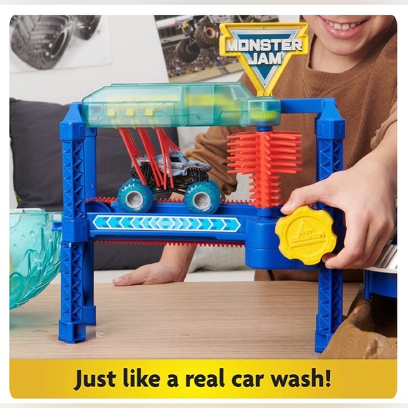 Monster Jam Megalodon Monster Wash 1:64 Monster Truck Playset - NEW IN BOX - Picture 5 of 8